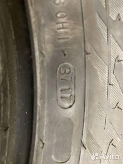 Nokian Tyres Hakkapeliitta 9 SUV 225/65 R17