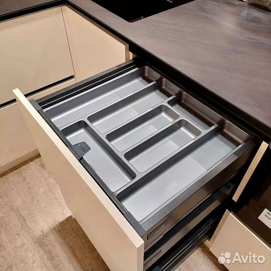 Кухня. Выезд замерщика и гарантия