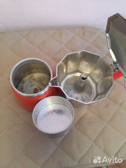 Гейзерная кофеварка