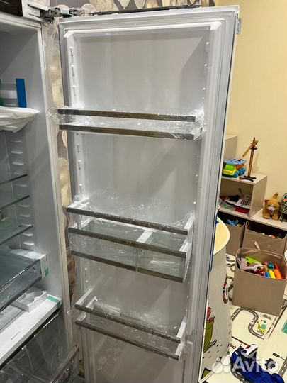 Встраиваемый холодильник Liebherr