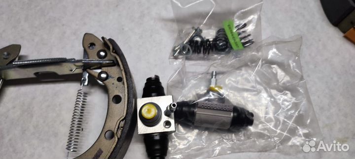 Тормозные колодки VAG