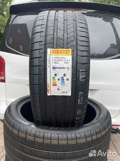 Pirelli P Zero PZ4 275/40 R22 и 315/35 R22 111Y