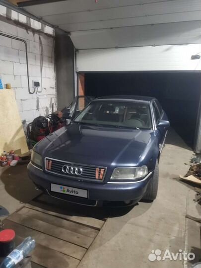 Audi A8 3.3 AT, 2001, 285 000 км