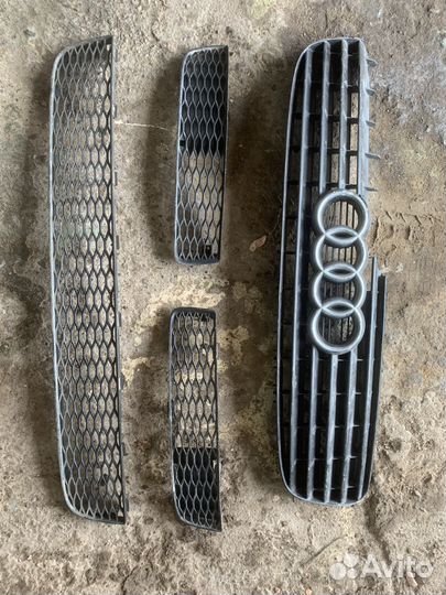 Решетки в бампер audi tt 8n