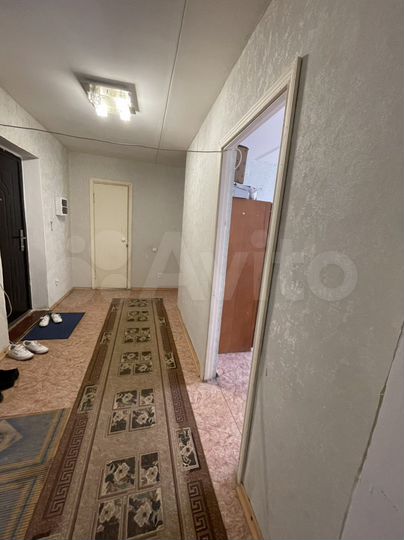 2-к. квартира, 58 м², 3/9 эт.