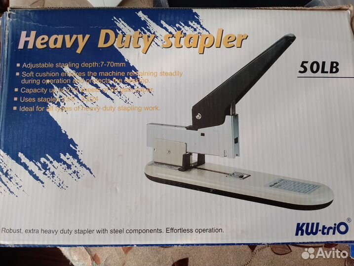 Степлер настольный. Скобы