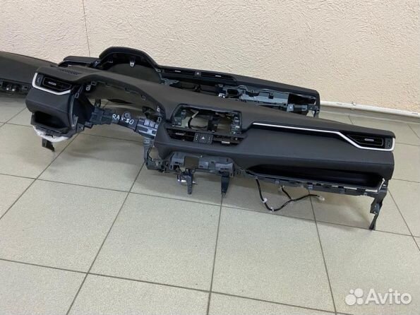 Торпедо Toyota RAV-4 XA50