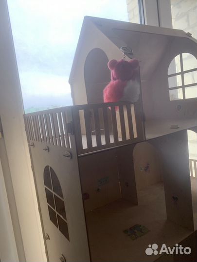 Домик кукольный