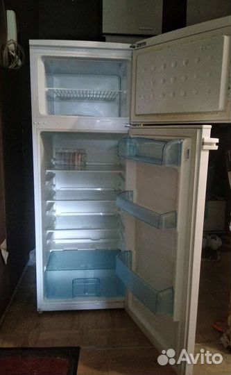 Холодильник бу beko