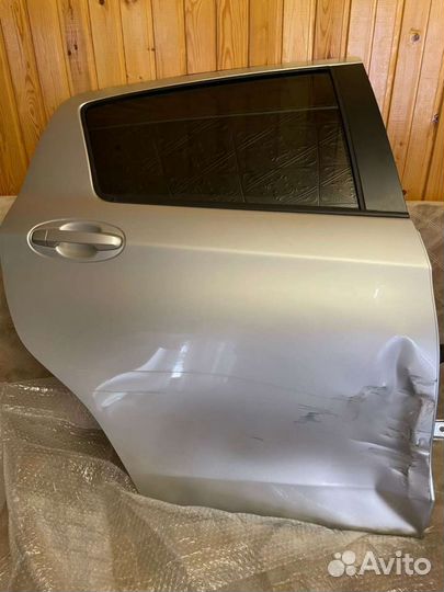 Двери Toyota Vitz