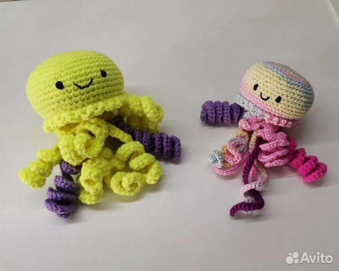 Медузы. Вязаные Игрушки