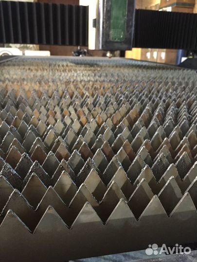 Лазерная резка листового металла и труб