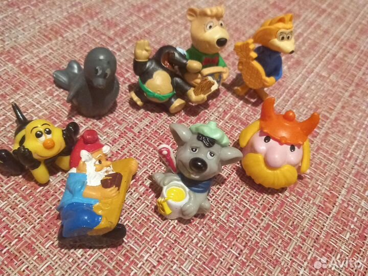 Игрушки из киндера