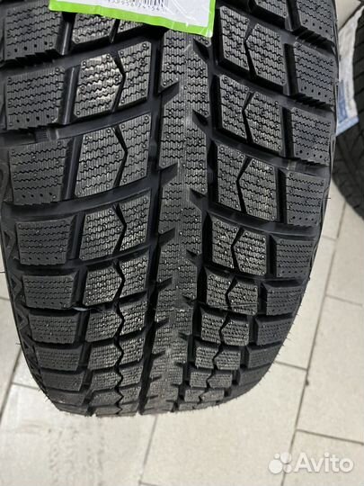 LingLong Green-Max Winter Ice I-15 SUV 235/55 R18 100T