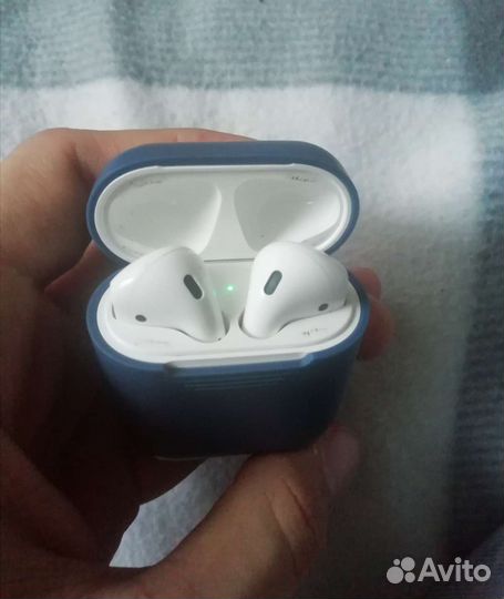 Оригинальные Airpods 1