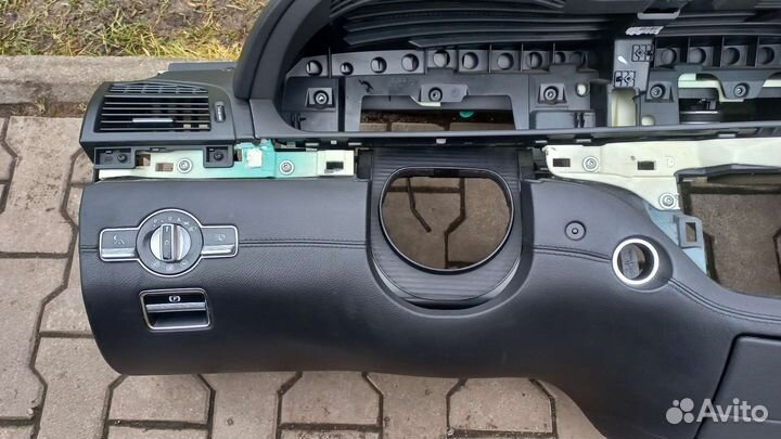 Торпеда кожаная мерседес w221