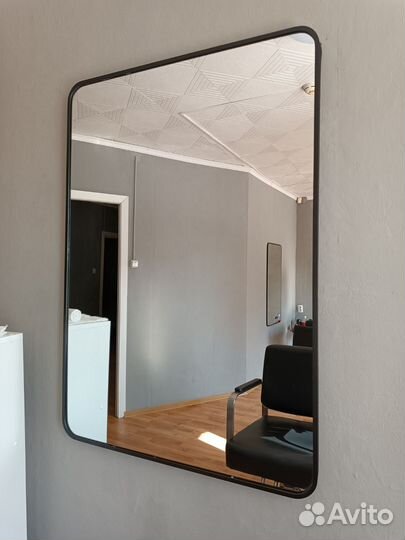 Зеркало настенное