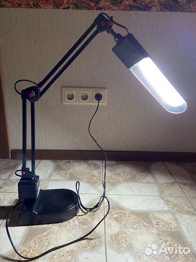 Настольная лампа Globo