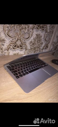 Macbook air 11 2011