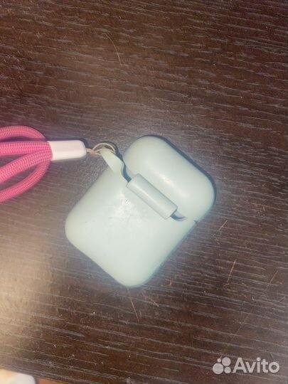Guess чехол для airpods