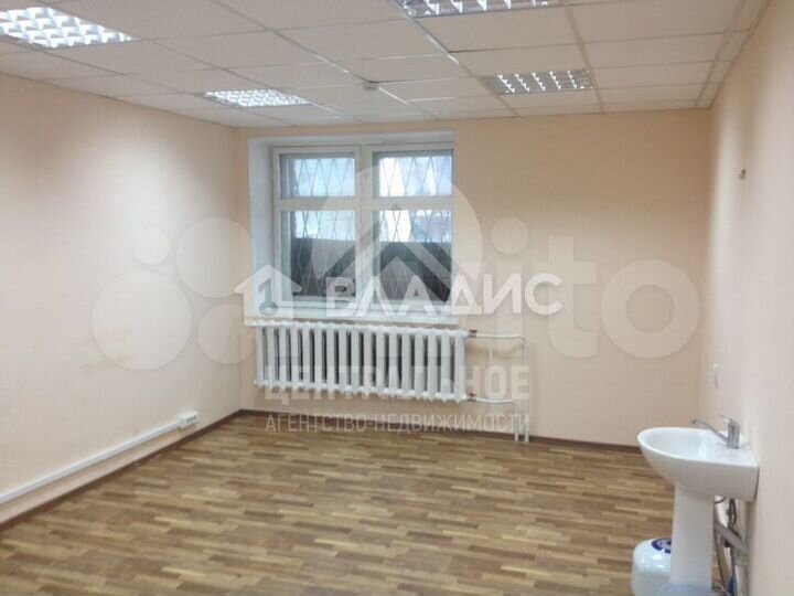 Продам офисное помещение, 317 м²