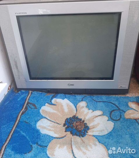 Телевизор на запчасти