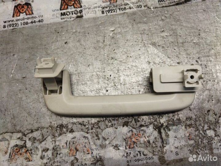 Ручка внутренняя потолочная задняя Ford Focus 3