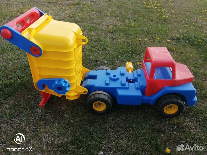 Детские игрушки