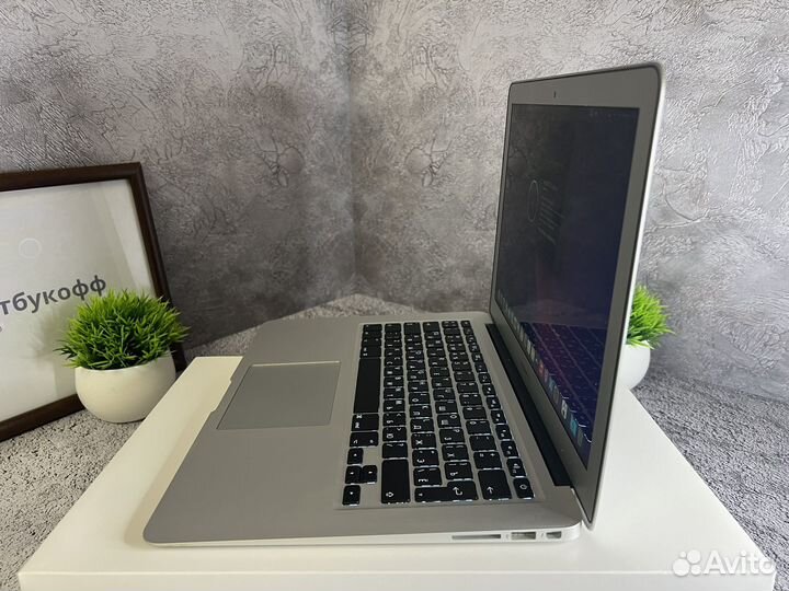Macbook air 13 2017/i5/8/128