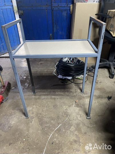 Подставка к швейной машинке