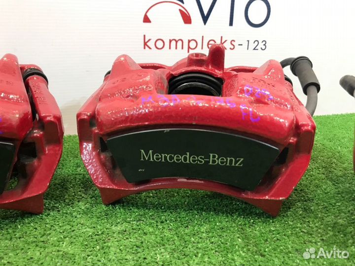 Суппорт тормозной Mercedes-Benz A250 W176 270.920