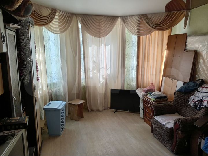 3-к. квартира, 73 м², 1/4 эт.