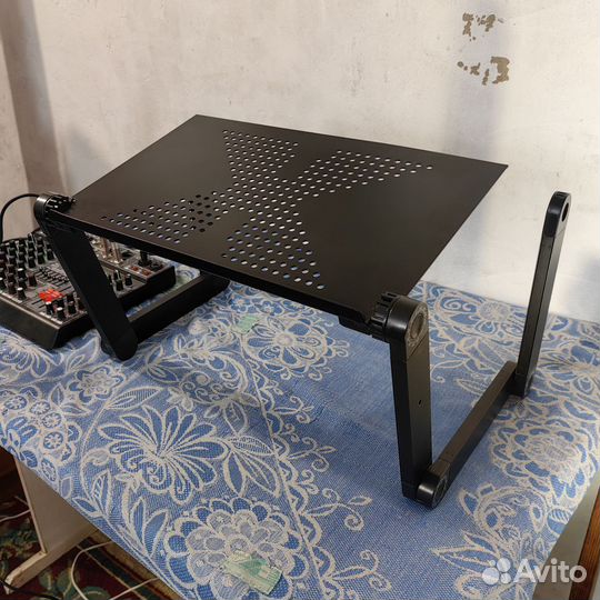 Подставка для ноутбука