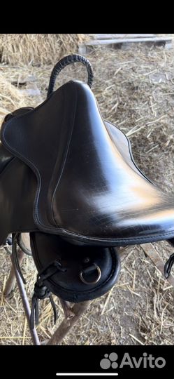 Седло для лошади