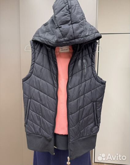 Жилетка женская спортивная Reebok