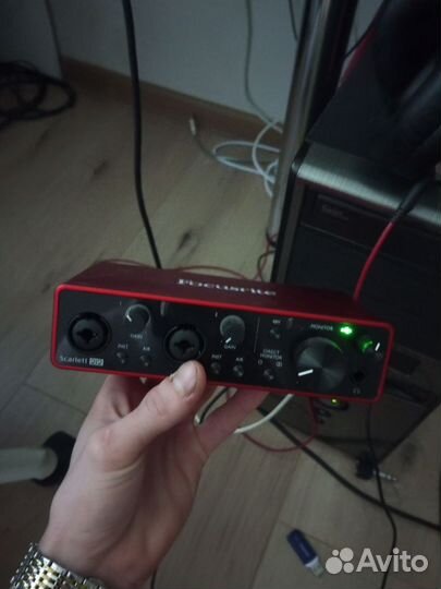 Звуковая карта focusrite scarlett 2i2 3rd gen