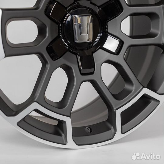 Новые кованые диски R22 DUB на Cadillac Escalade