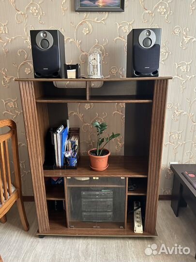 Тумба под телевизор Французская