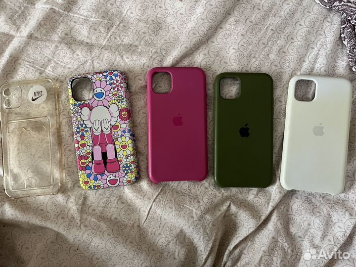 Чехлы на телефон iPhone 11