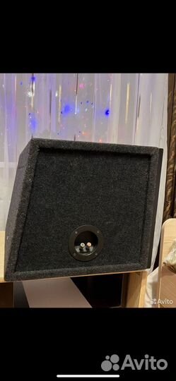 Активный сабвуфер