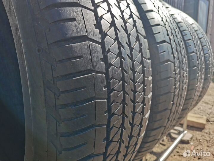 Bridgestone Dueler H/T 684II 275/60 R20