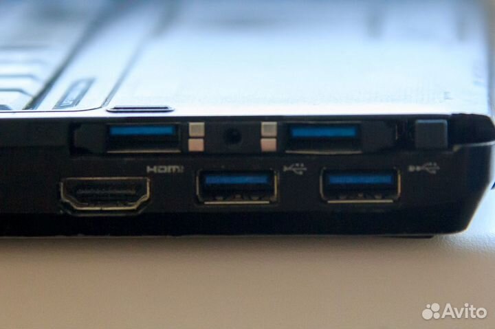 Ноутбук Fujitsu Lifebook P771