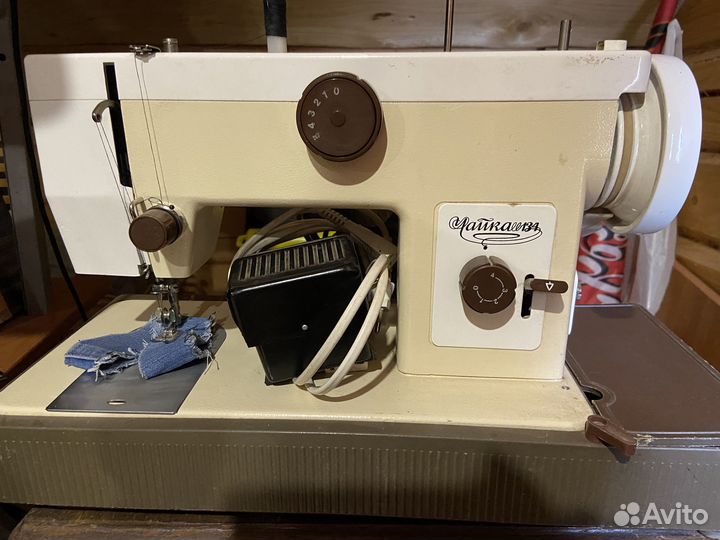Швейная машина Чайка 134