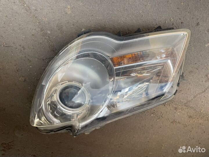 Фара левая volkswagen touran 06-10г