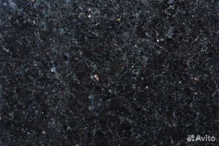 Плитка бучардированная из гранита Габбро черная