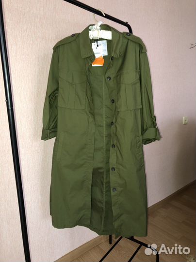 Плащ bershka