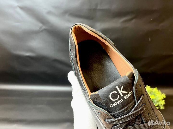 Кроссовки Calvin Klein эргономичные