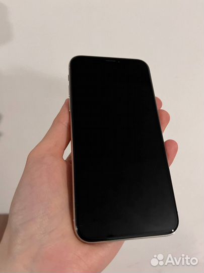 iPhone X, 64 ГБ