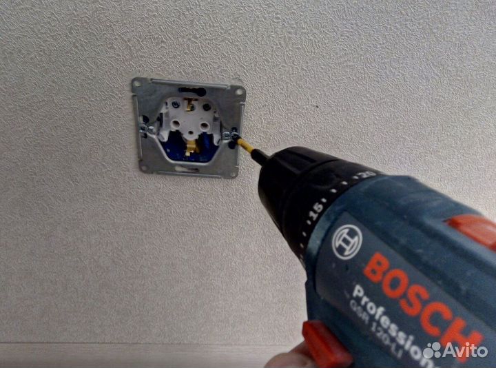 Замена блока выключателей туалет/ванна/кухня