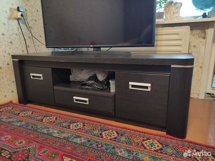 Тумба под телевизор Магнолия